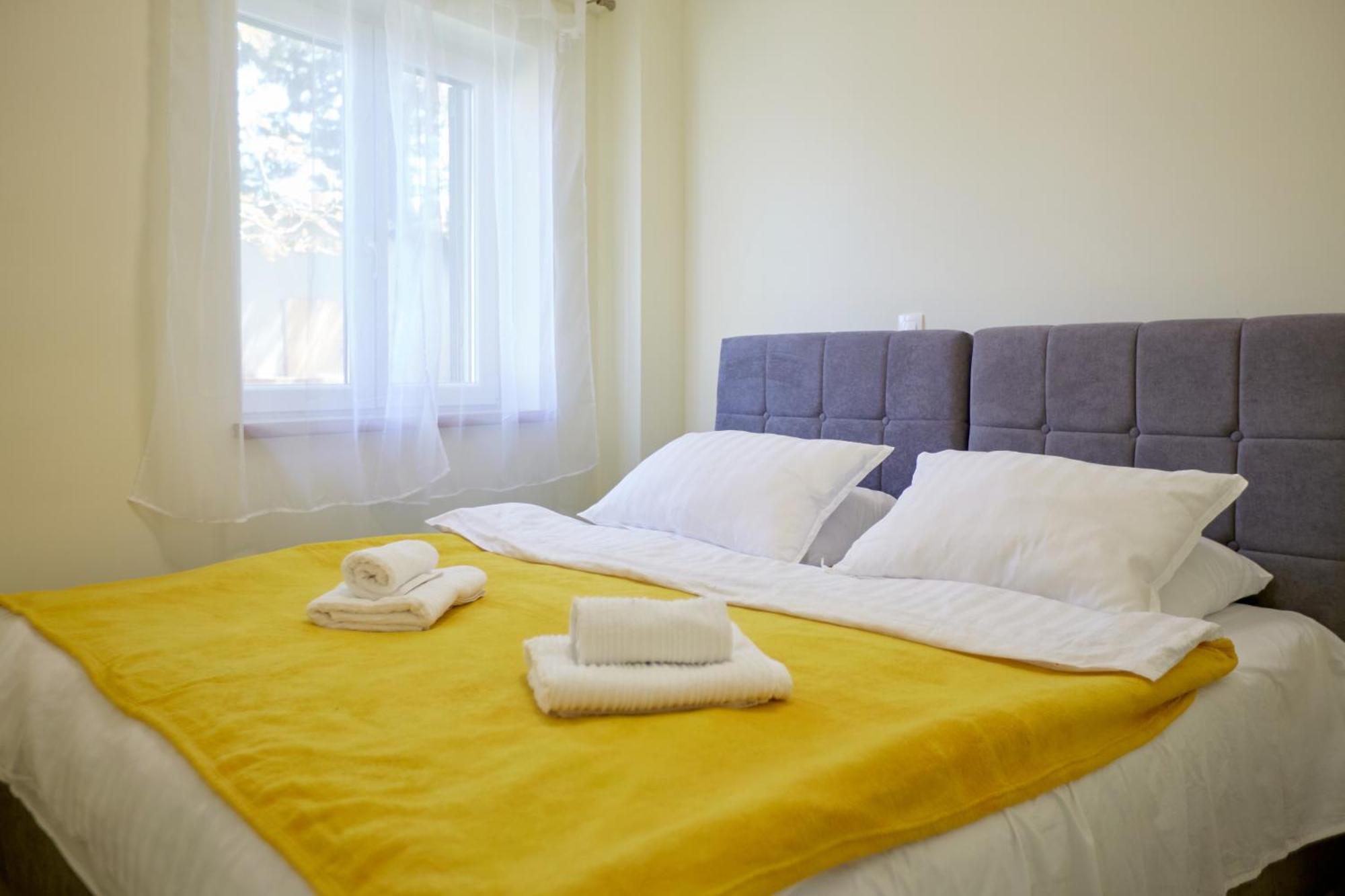 Apartments Nika Turanj Kamer foto